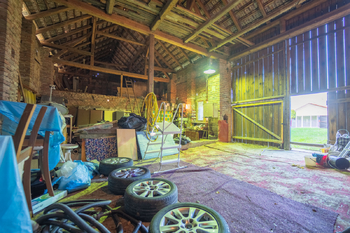 stodola - Prodej chaty / chalupy 90 m², Polní Chrčice