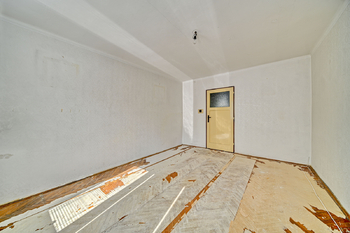 obývací pokoj - Prodej bytu 2+1 v osobním vlastnictví 60 m², Kolín