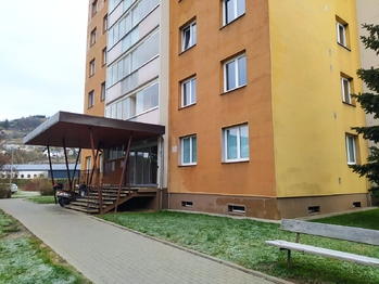Prodej bytu 1+1 v osobním vlastnictví 49 m², Vsetín