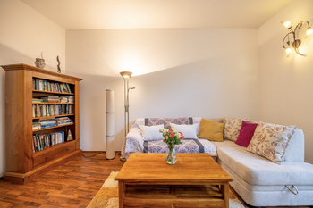 Prodej bytu 2+kk v osobním vlastnictví 86 m², Praha 10 - Dolní Měcholupy