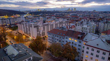 Prodej bytu 2+kk v osobním vlastnictví 52 m², Praha 10 - Vršovice