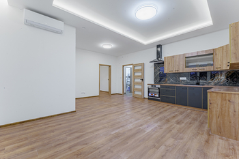 Prodej bytu 2+kk v osobním vlastnictví 52 m², Praha 10 - Vršovice