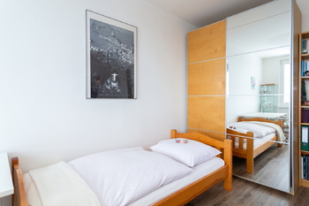 Pronájem bytu 1+1 v osobním vlastnictví 29 m², Praha 8 - Troja