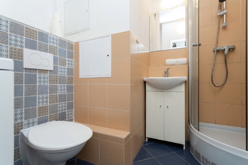 Pronájem bytu 1+1 v osobním vlastnictví 29 m², Praha 8 - Troja