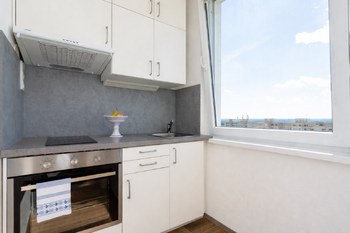 Pronájem bytu 1+1 v osobním vlastnictví 29 m², Praha 8 - Troja