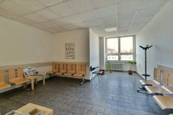 Čekárna - Pronájem komerčního prostoru 35 m², Kopřivnice