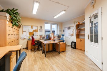 Prodej kancelářských prostor 253 m², Praha 5 - Zbraslav