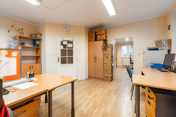 Prodej kancelářských prostor 253 m², Praha 5 - Zbraslav