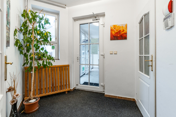 Prodej kancelářských prostor 253 m², Praha 5 - Zbraslav