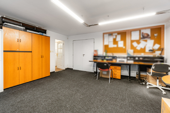 Prodej kancelářských prostor 253 m², Praha 5 - Zbraslav