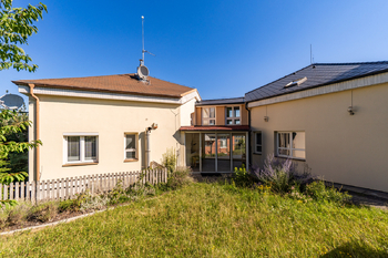 Prodej kancelářských prostor 253 m², Praha 5 - Zbraslav