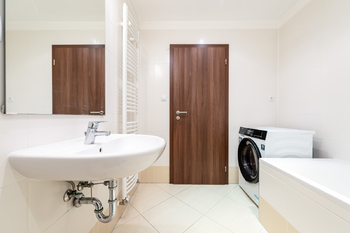 Prodej bytu 2+kk v osobním vlastnictví 58 m², Praha 7 - Holešovice