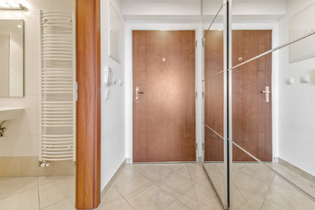 Prodej bytu 2+kk v osobním vlastnictví 58 m², Praha 7 - Holešovice