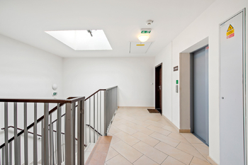 Prodej bytu 2+kk v osobním vlastnictví 58 m², Praha 7 - Holešovice