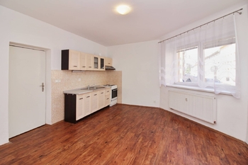 byt č. 1 přízemí - Prodej domu 172 m², Žatec