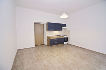 byt č. 2 přízemí - Prodej domu 172 m², Žatec