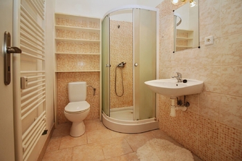 byt č. 4 patro - Prodej domu 172 m², Žatec