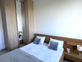 Pronájem bytu 2+kk v osobním vlastnictví 48 m², Praha 4 - Krč