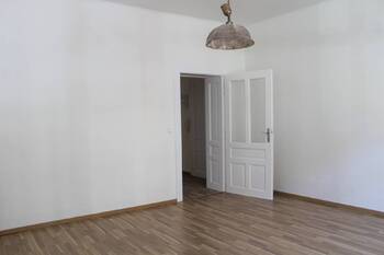 Pokoj do ulice - Pronájem bytu 2+1 v osobním vlastnictví 72 m², Brno