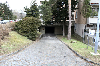 Pronájem garáže 12 m², Brno