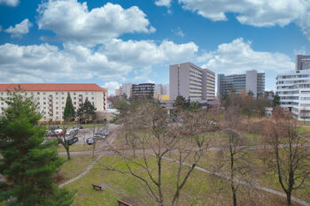 Výhled z lodžie - Pronájem bytu 3+kk v osobním vlastnictví 67 m², Praha 4 - Michle