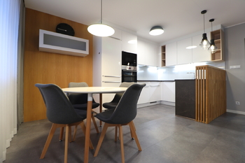 Jídelní kout + kk - Pronájem bytu 3+kk v osobním vlastnictví 67 m², Praha 4 - Michle