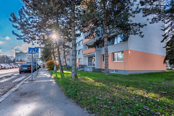 Prodej bytu 1+1 v osobním vlastnictví 34 m², Praha 8 - Střížkov