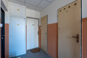 Prodej bytu 1+1 v osobním vlastnictví 34 m², Praha 8 - Střížkov