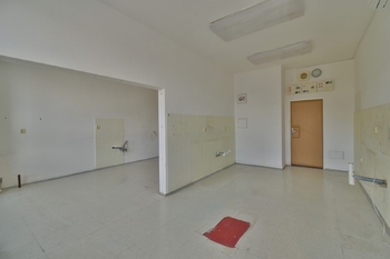 Ordinace 1 - Pronájem kancelářských prostor 23 m², Kopřivnice