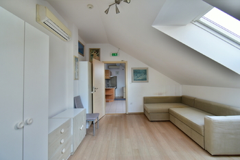 Ateliér - Pronájem kancelářských prostor 23 m², Kopřivnice