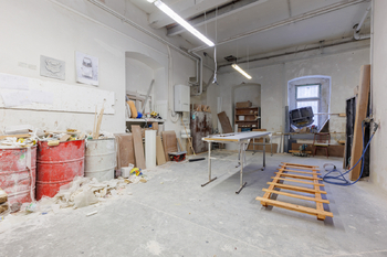 Prodej výrobních prostor 1766 m², Karlovy Vary