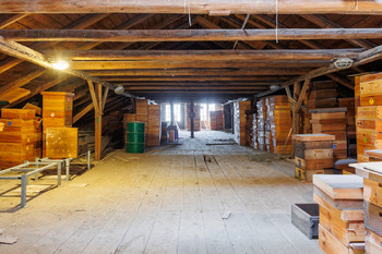 Prodej výrobních prostor 1766 m², Karlovy Vary