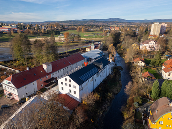 Prodej výrobních prostor 1766 m², Karlovy Vary