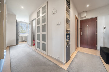 Prodej bytu 2+1 v osobním vlastnictví 56 m², Praha 4 - Kamýk