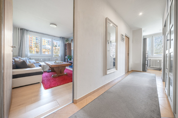 Prodej bytu 2+1 v osobním vlastnictví 56 m², Praha 4 - Kamýk