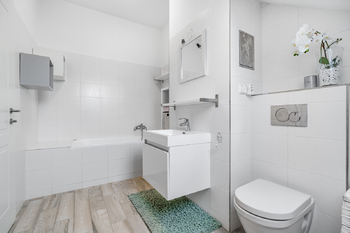 Prodej bytu 1+kk v osobním vlastnictví 53 m², Tuchoměřice