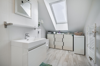 Prodej bytu 1+kk v osobním vlastnictví 53 m², Tuchoměřice