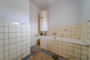 koupelna - Prodej domu 156 m², Kočín