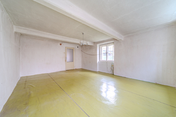 obývací pokoj - Prodej domu 156 m², Kočín