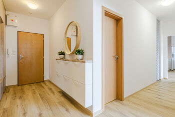 Pronájem bytu 3+kk v osobním vlastnictví 97 m², Praha 9 - Hloubětín