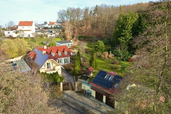 Prodej domu 650 m², Svinaře