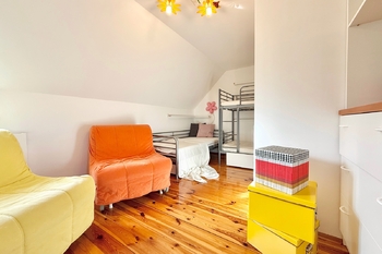 Prodej domu 650 m², Svinaře