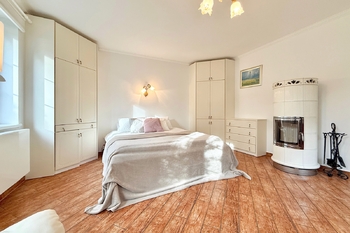 Prodej domu 650 m², Svinaře