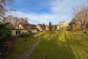 Prodej domu 650 m², Svinaře