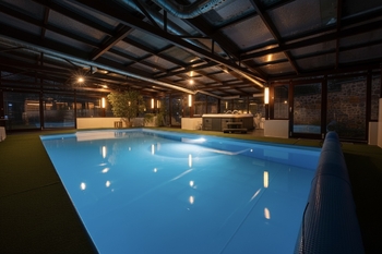 Prodej domu 650 m², Svinaře