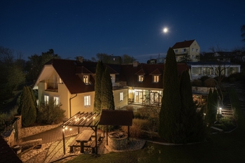 Prodej domu 650 m², Svinaře