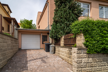 Prodej domu 352 m², Slaný