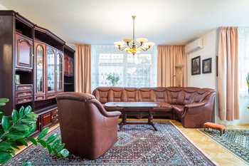 Prodej domu 352 m², Slaný