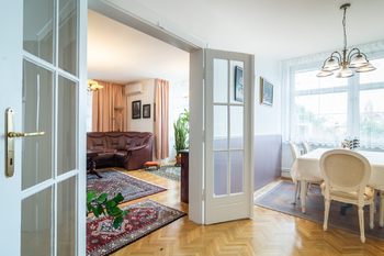 Prodej domu 352 m², Slaný