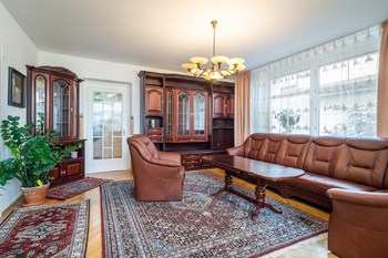 Prodej domu 352 m², Slaný